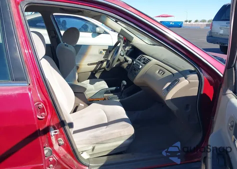 2000 Honda Accord 2.3 Se from USA, damaged, VIN JHMCG6698YC022323